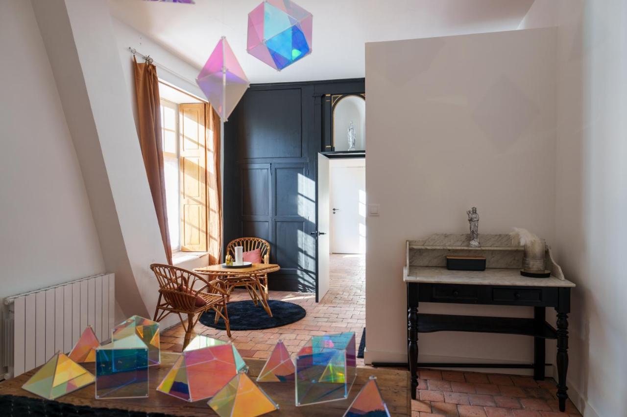 La Loge , Nuit Insolite Au Chateau De 보장시 외부 사진
